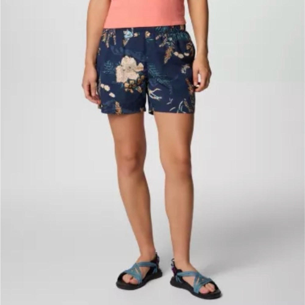 Columbia Navy Floral Shorts